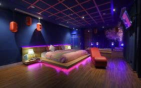 Chiic House 1 - Khach San Tinh Yeu